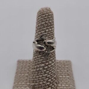 Size 6.5 Sterling Silver Dolphin Animal Ring A1930